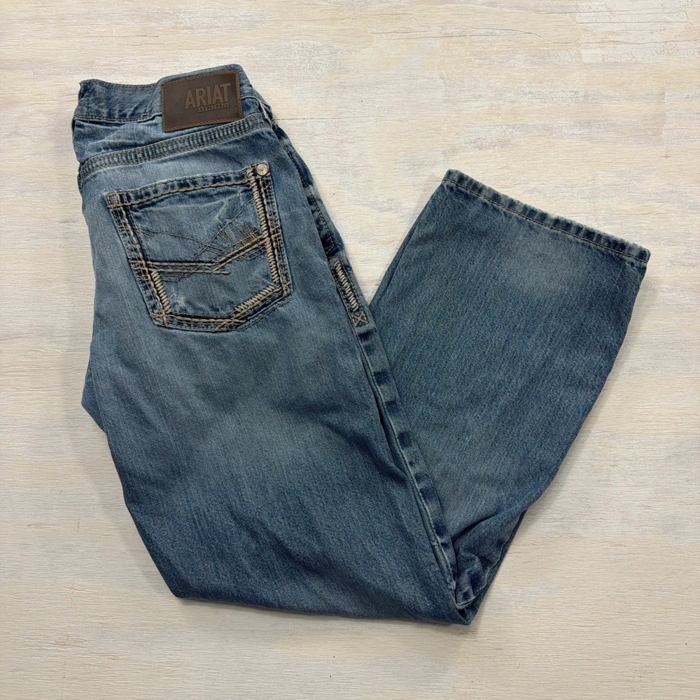 Ariat Jeans M5 Straight Fit 32x30 Contrast Stitch Medium Wash Blue Mens